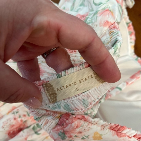 Altar’d State Floral Pink and White womens Dress size small - Picture 4 of 8